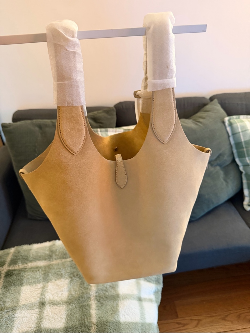 Ralph Lauren Beige Polo Play Suede Tote with Pony Logo - Picture 3 of 10
